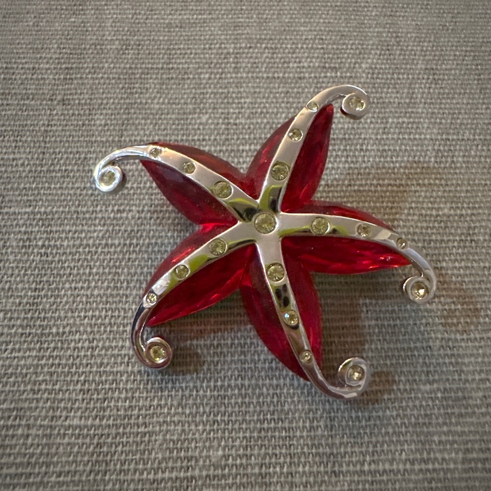 Vintage Swarovski Red Starfish Austrian Crytstal Brooch Retired 1141
